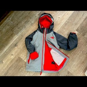 Boys Northface jacket with shell. Perfect condition!